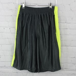 NWOT Into the Net Athletic Apparel Basketball Shorts Men's M Black and Yellow